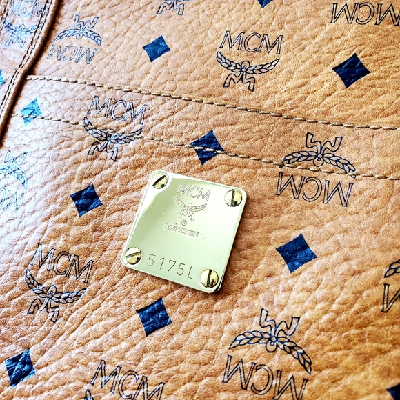 USED Vintage MCM Visetos Tote Bag - Picture 6 of 16